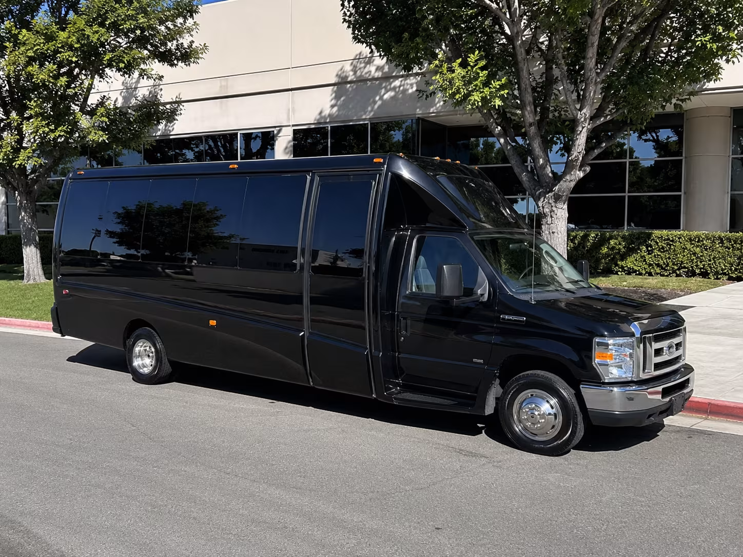 carson area proms party bus rental